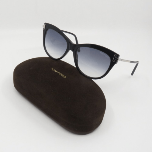 Tom Ford Kira FT0821 01B New Black/Gradient Smoke Sunglasses